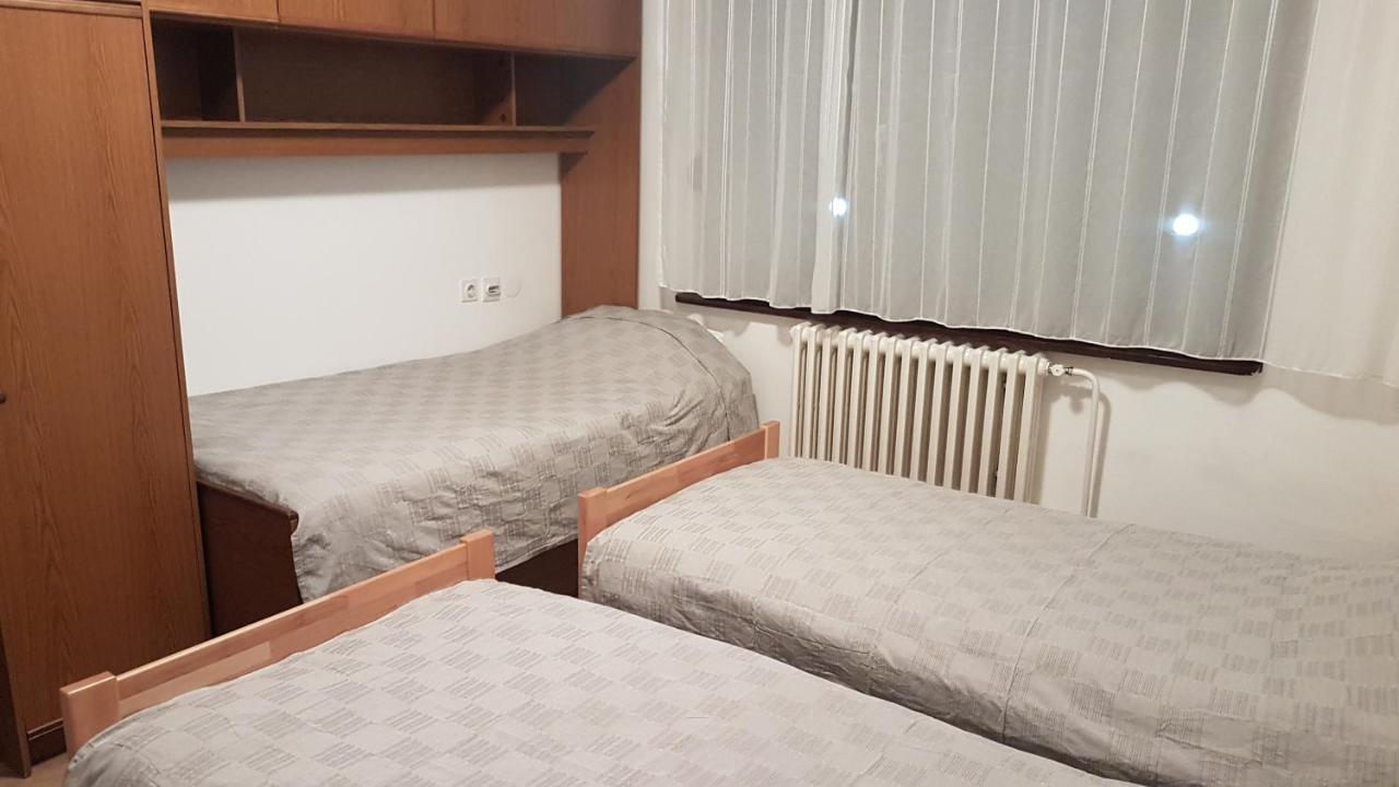 Dass Apartmani Banja Luka Buitenkant foto