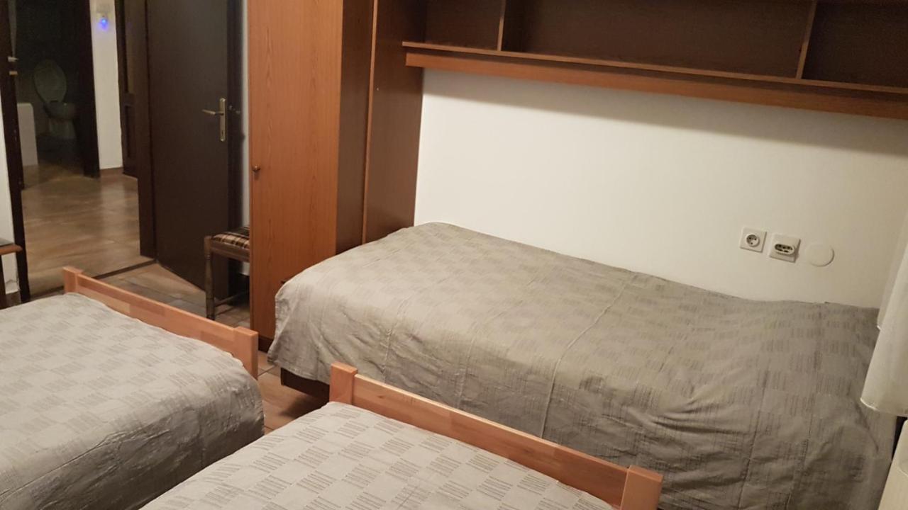 Dass Apartmani Banja Luka Buitenkant foto