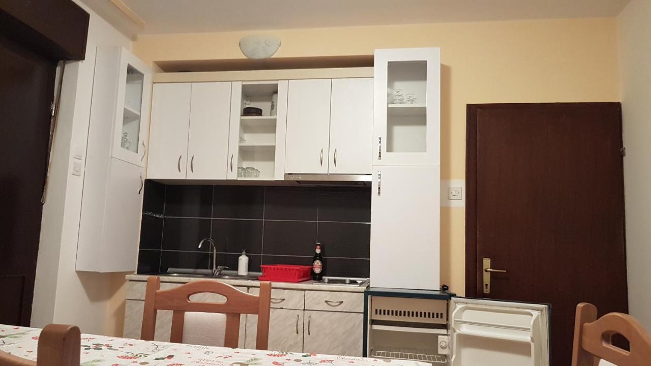 Dass Apartmani Banja Luka Buitenkant foto